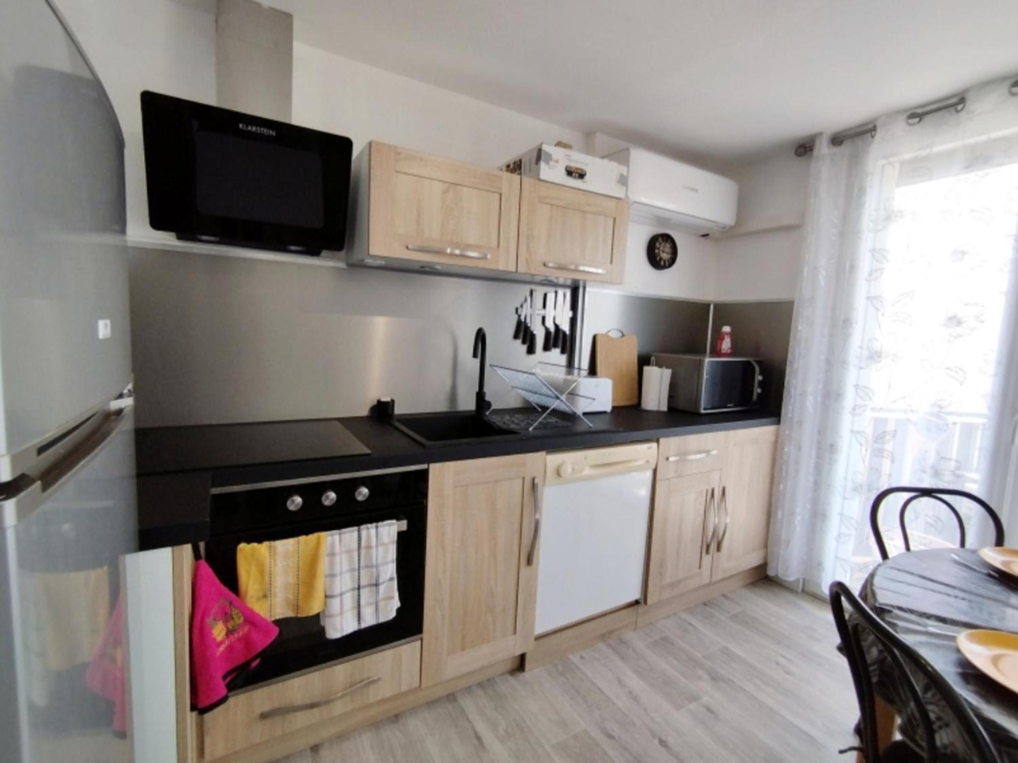T3 Avec Climatisation Et Parking, Proche Plage, 4 Pers, Narbonne-plage - Fr-1-795-65 Narbonne