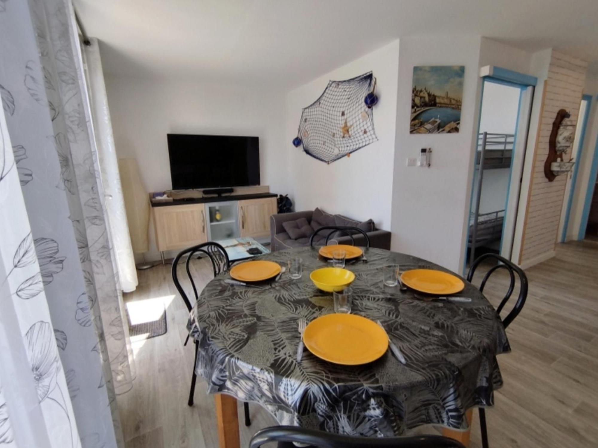 T3 Avec Climatisation Et Parking, Proche Plage, 4 Pers, Narbonne-plage - Fr-1-795-65 * Narbonne
