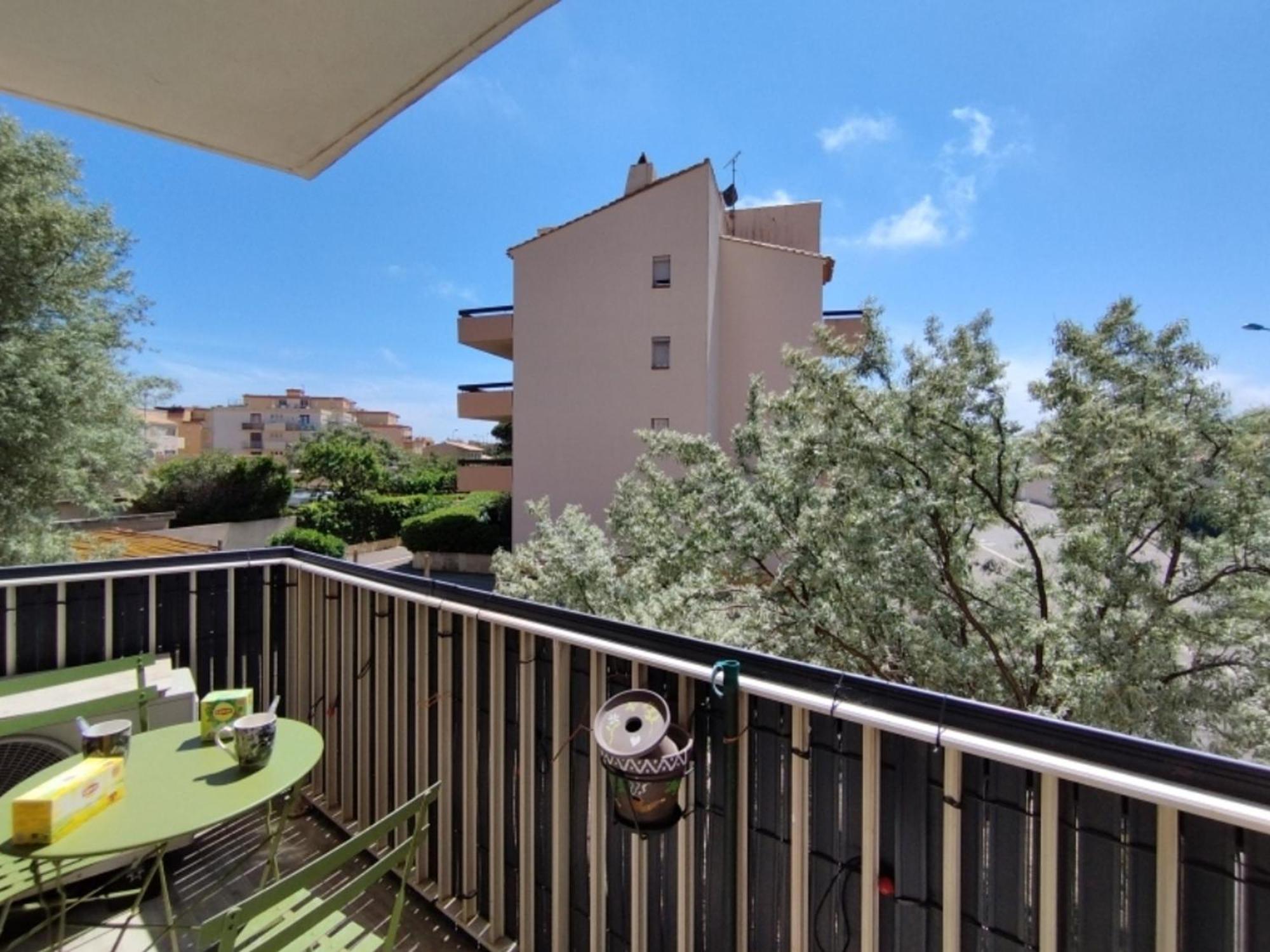 Apartment T3 Avec Climatisation Et Parking, Proche Plage, 4 Pers, Narbonne-plage - Fr-1-795-65 *