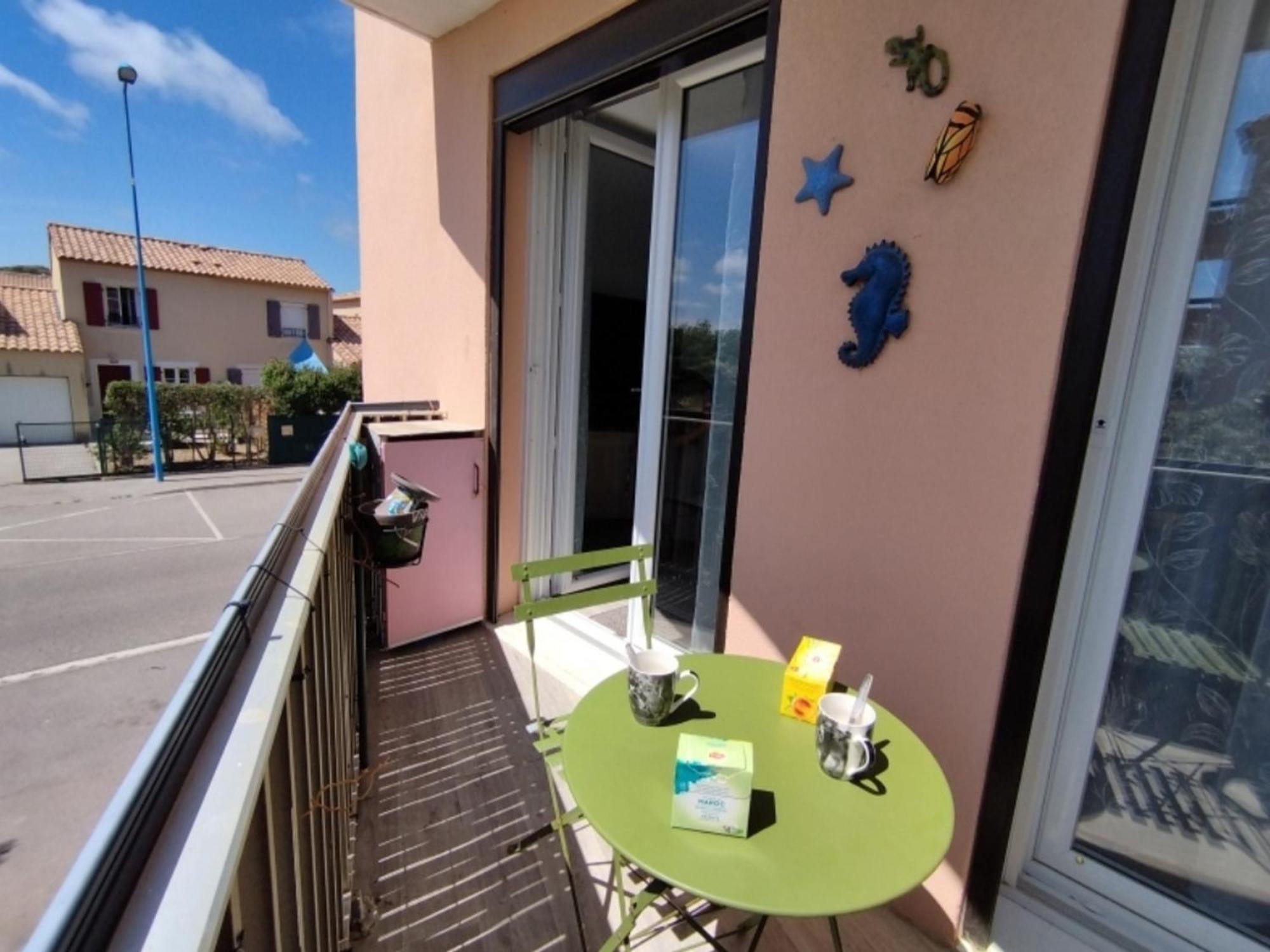 T3 Avec Climatisation Et Parking, Proche Plage, 4 Pers, Narbonne-plage - Fr-1-795-65 Apartment Narbonne
